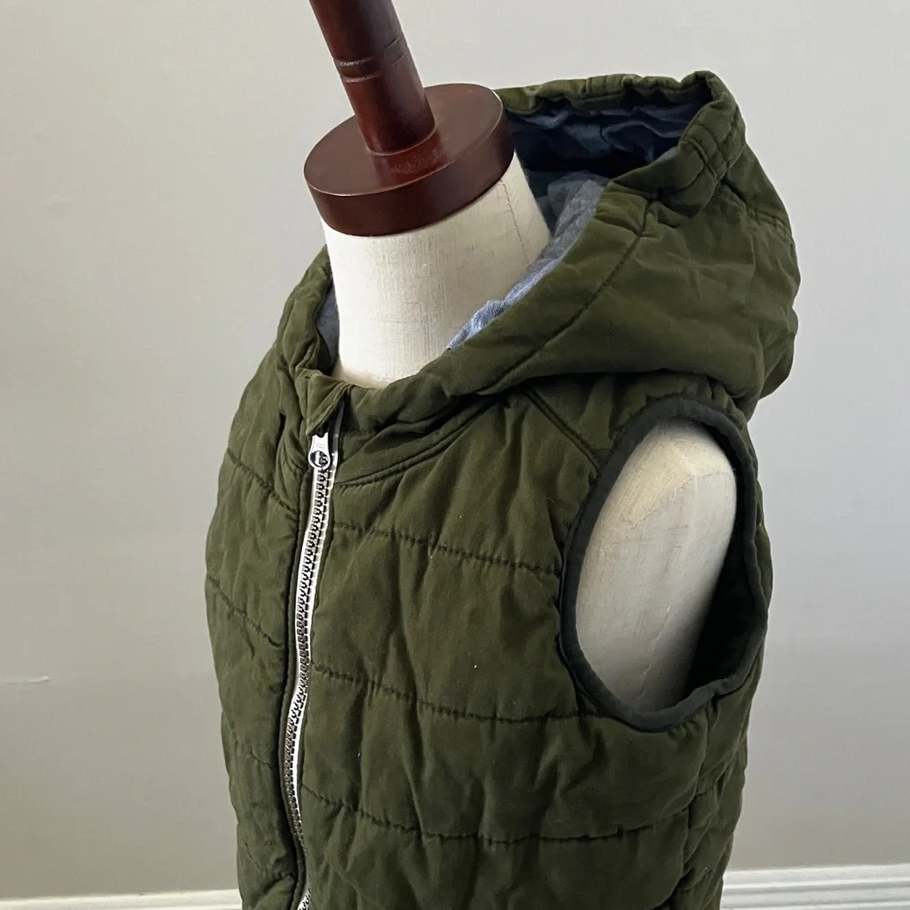 OLD NAVY Green Hooded Cotton quilt puff Vest for Toddler Boys | 5T